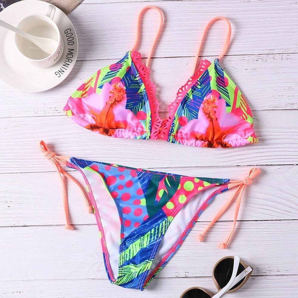 Floral 🌺 Lace Trim Neon Hibiscus Bikini - Picture 2 of 4